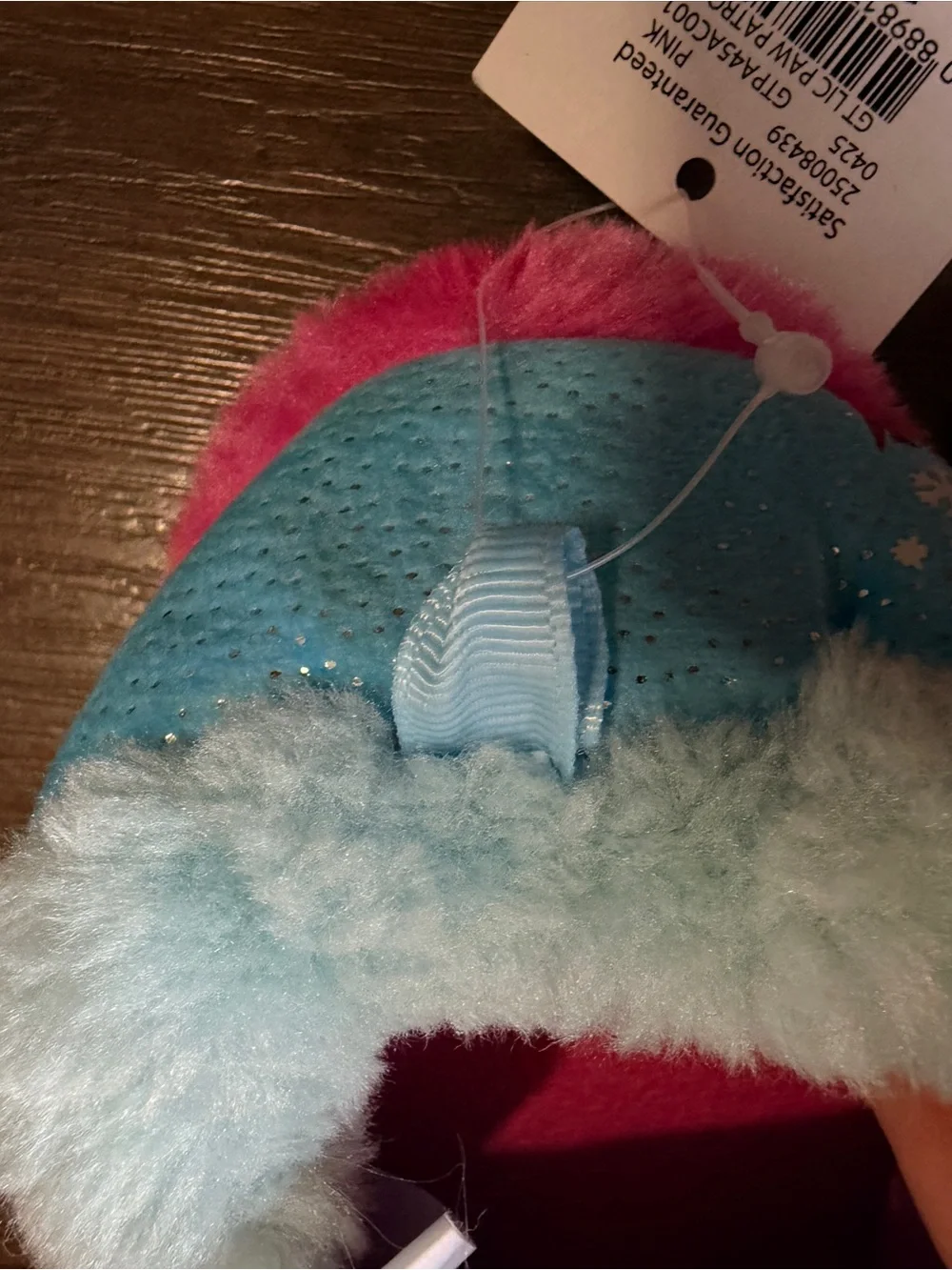 NWT Sz11/12 Toddler Girl Paw Patrol Toddler Girls' Slippers feature Skye/Everes